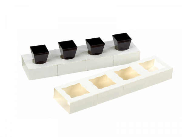 Karton mit 4 quadr. oder 4 runden Halterung für Mini-Becher (200 Stk.)